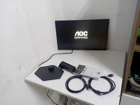 AOC 24